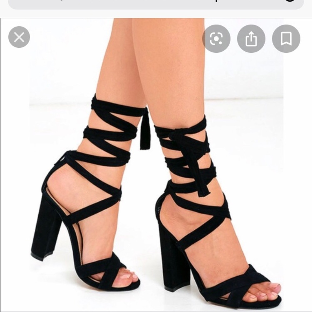 NEW Steve Madden lace up black heels